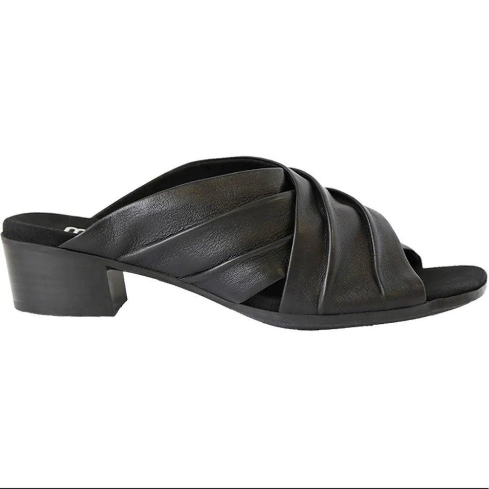 MUNRO | Black Leather Open Toe Twisted Kitten Slide Mules, 7.5W (L), 7.5M (R) - Picture 2 of 12